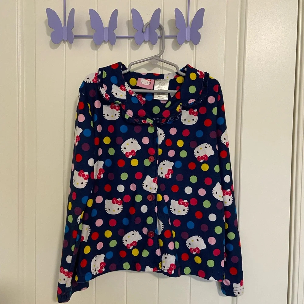 Hello Kitty girl’s polka dot print button up pajama shirt — size‎ 7/8